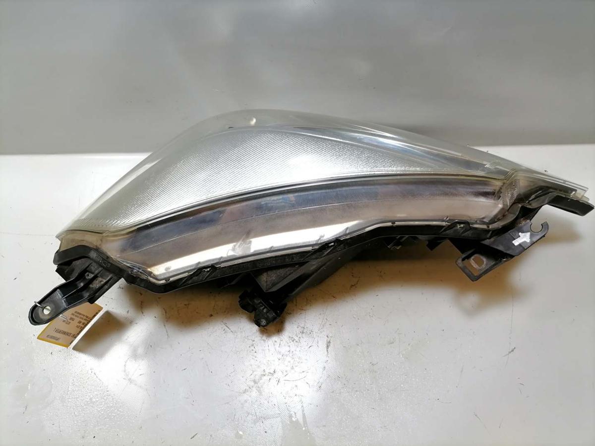 Toyota Yaris XP13 original Scheinwerfer links Halogen BJ14